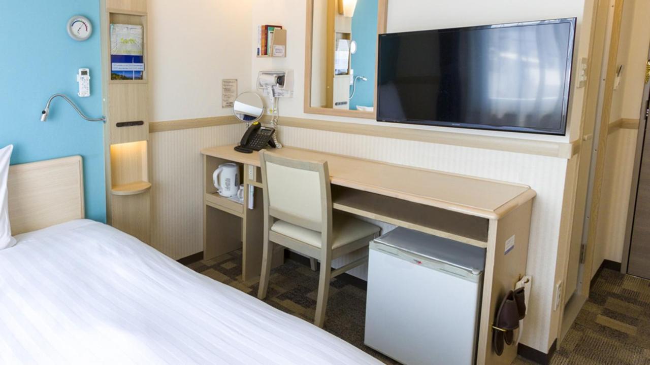 Toyoko Inn Shin-Fuji-Eki Minami-Guchi Фудзі Екстер'єр фото